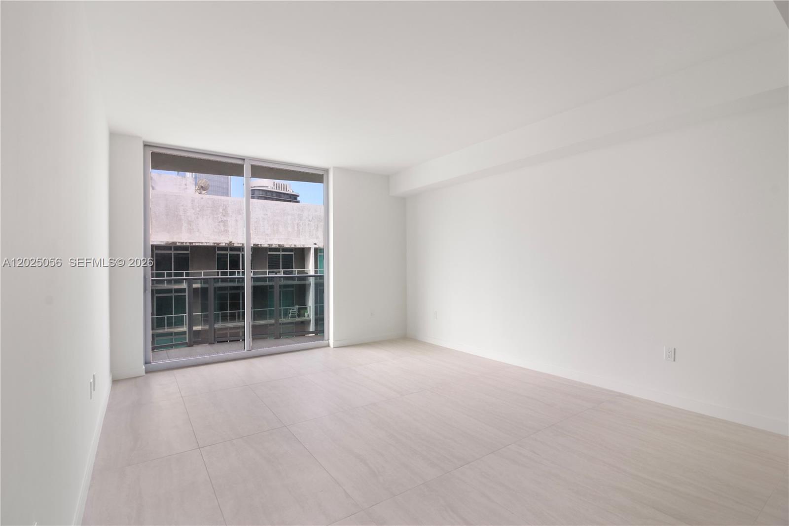 77 SE 5th St # 4208