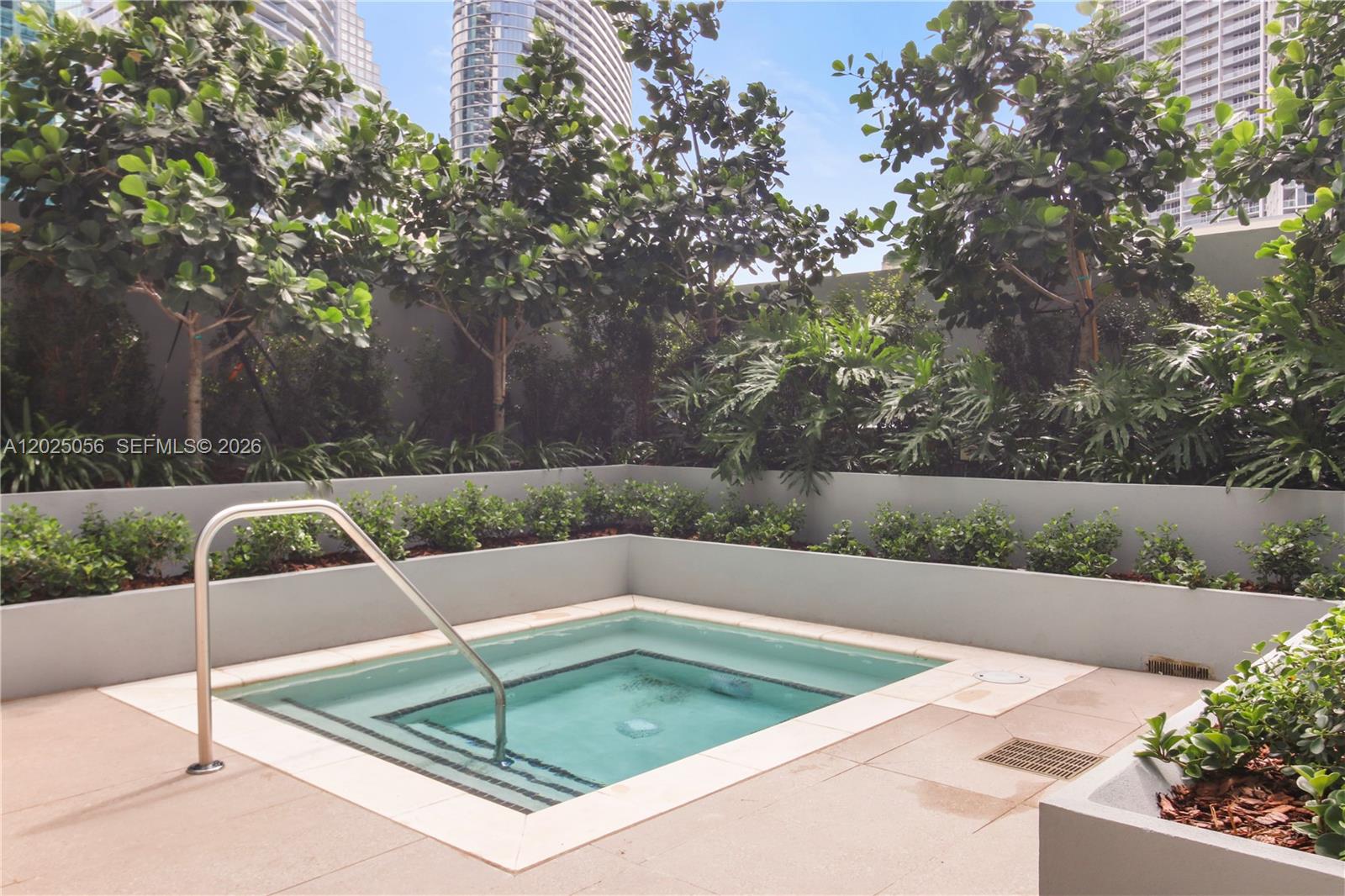 77 SE 5th St # 4208