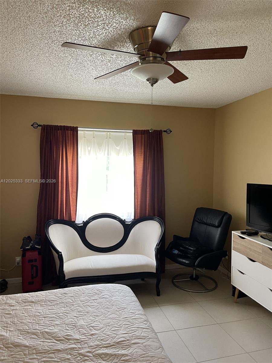 1640 NW 19th Ter # 103
