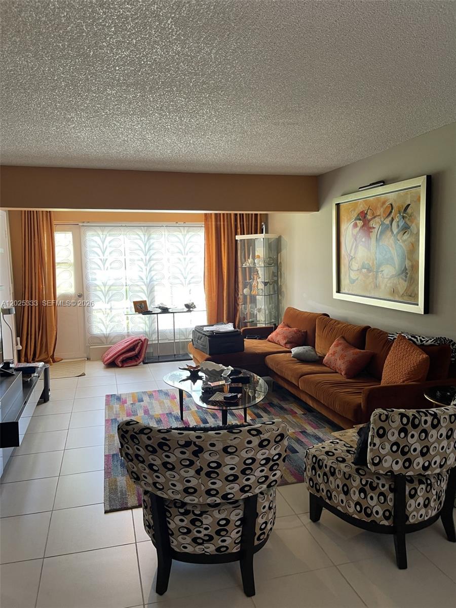 1640 NW 19th Ter # 103
