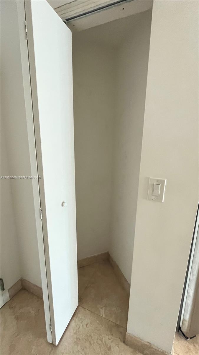 350 S Miami Ave Unit: 2302