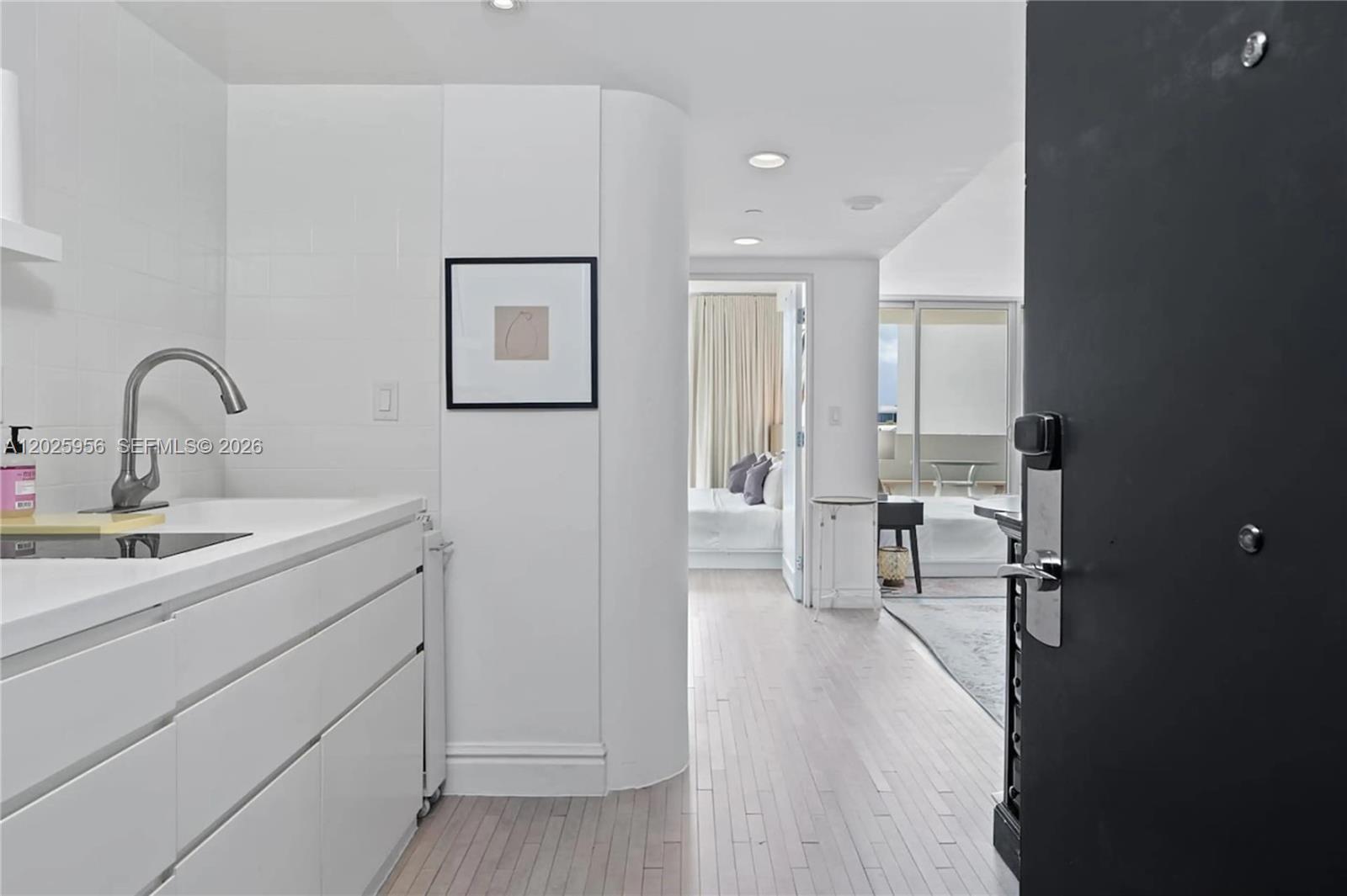 1100 West Ave # 427