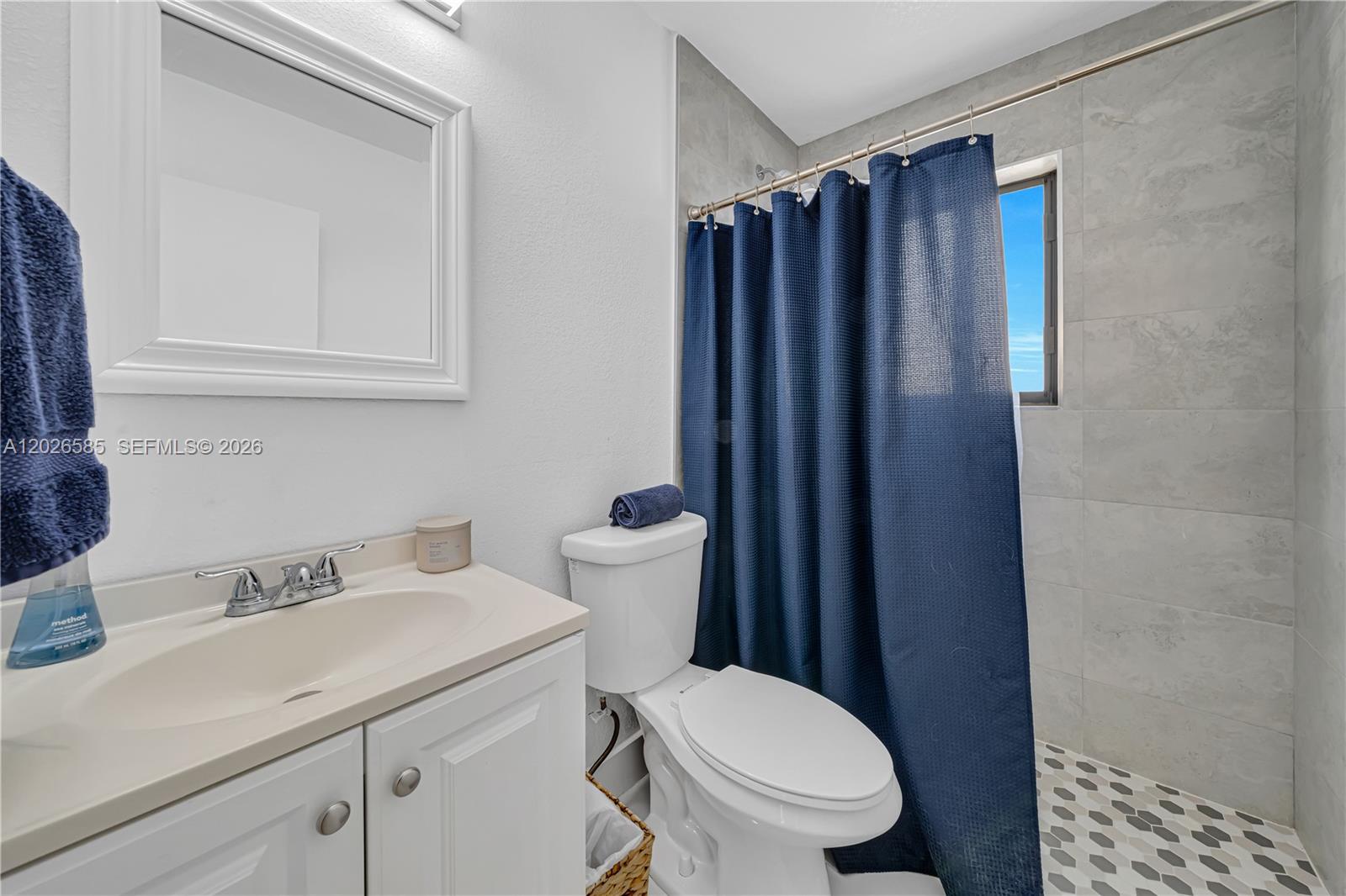 9265 Martinique Dr