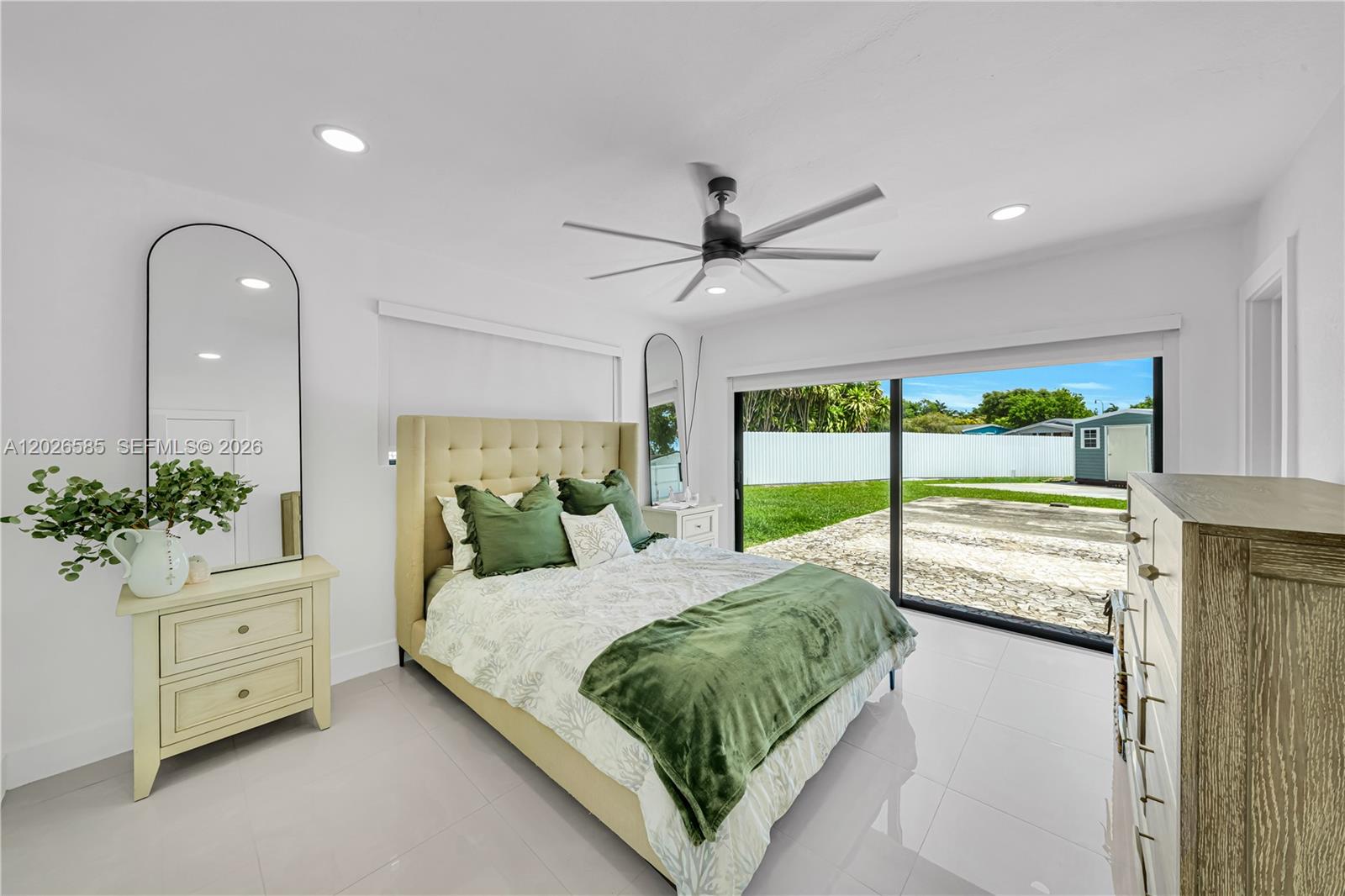 9265 Martinique Dr