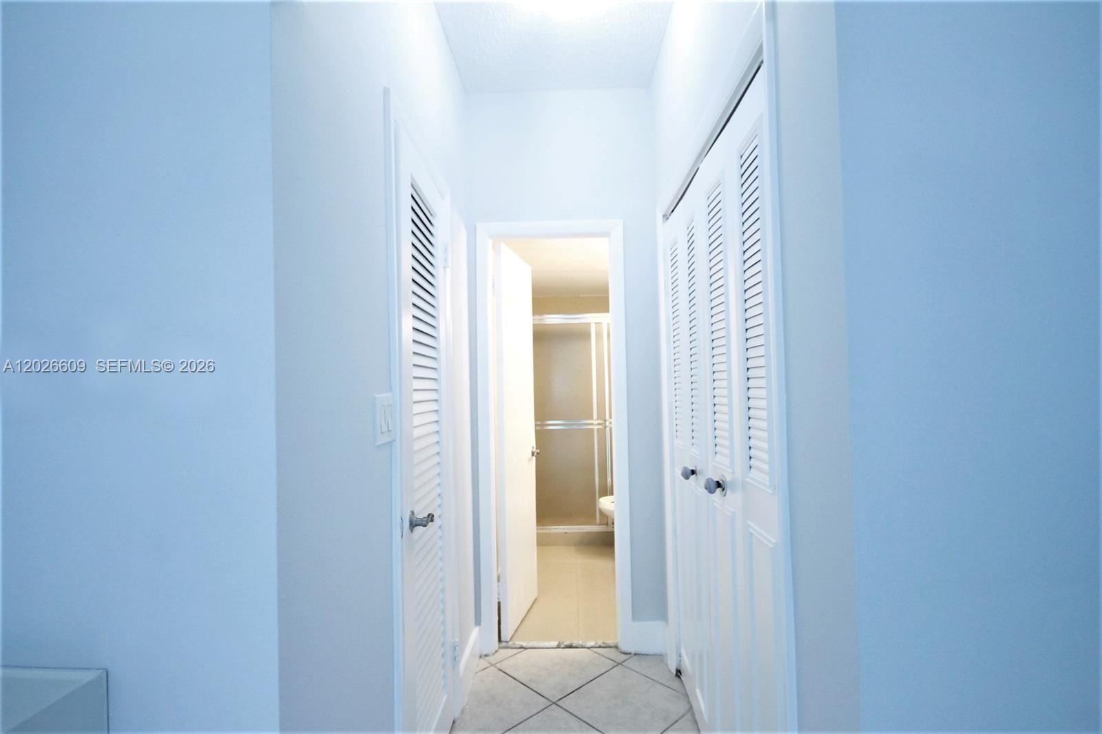 1455 N Treasure Dr # 1A