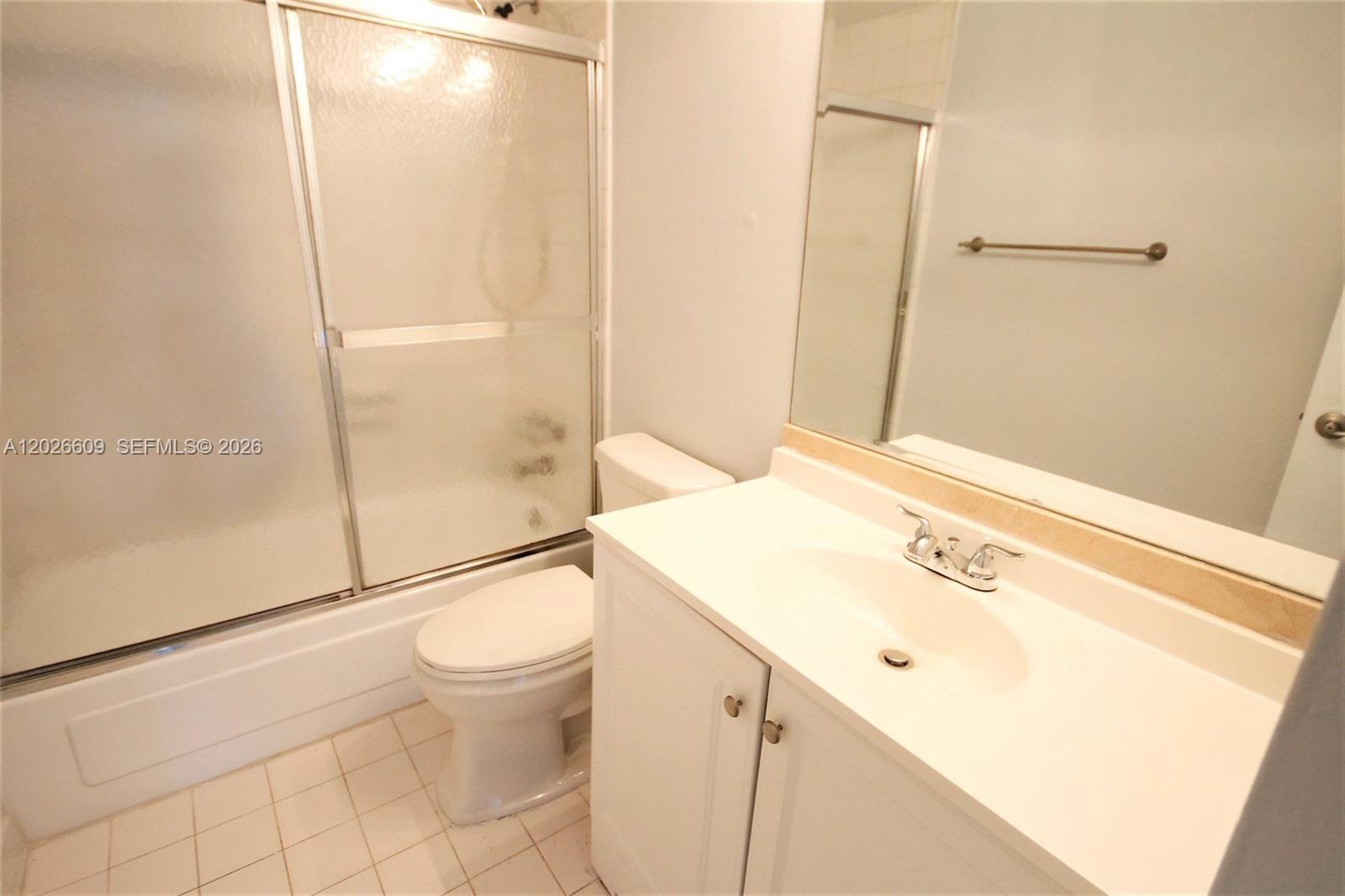 1455 N Treasure Dr # 1A