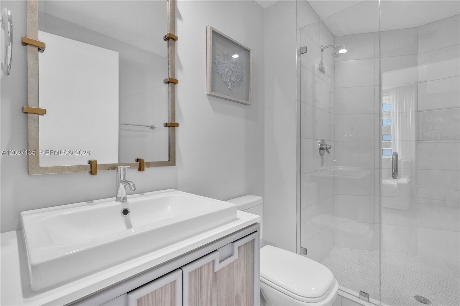 2900 NE 7th Ave # 402