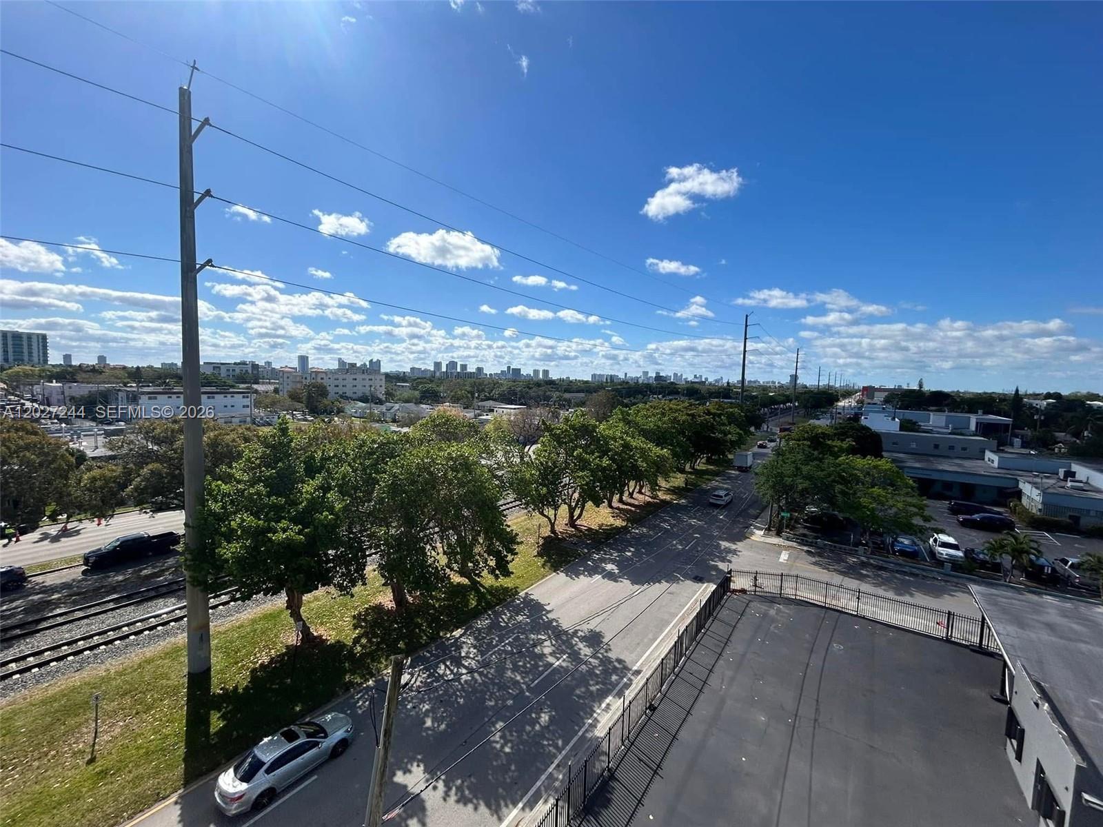 2100 Van Buren St # 506