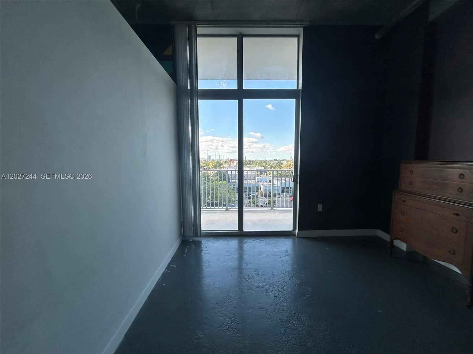 2100 Van Buren St # 506