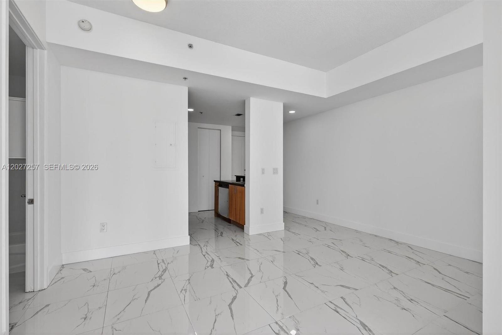 2200 NE 4th Ave # 1003