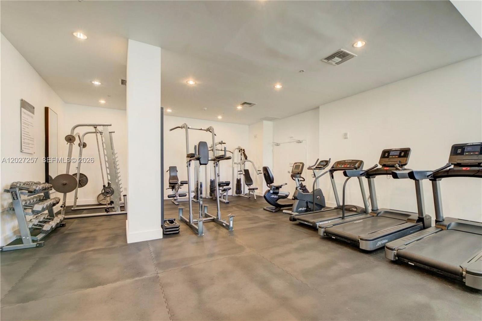 2200 NE 4th Ave # 1003