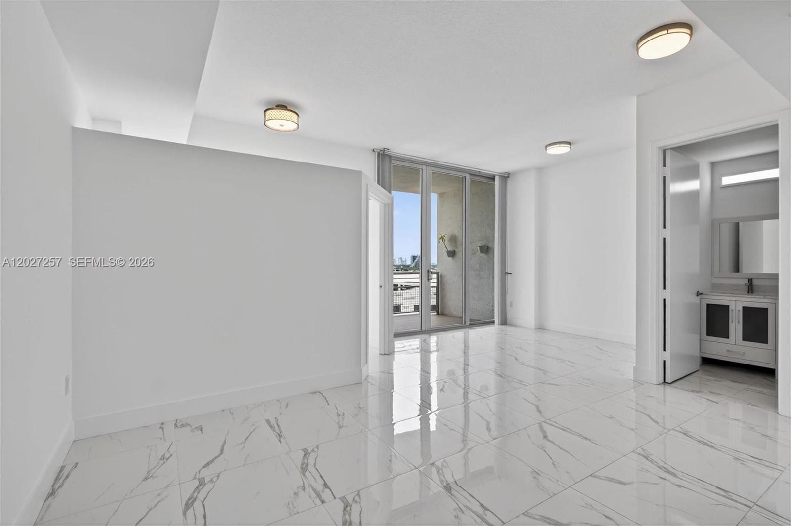 2200 NE 4th Ave # 1003