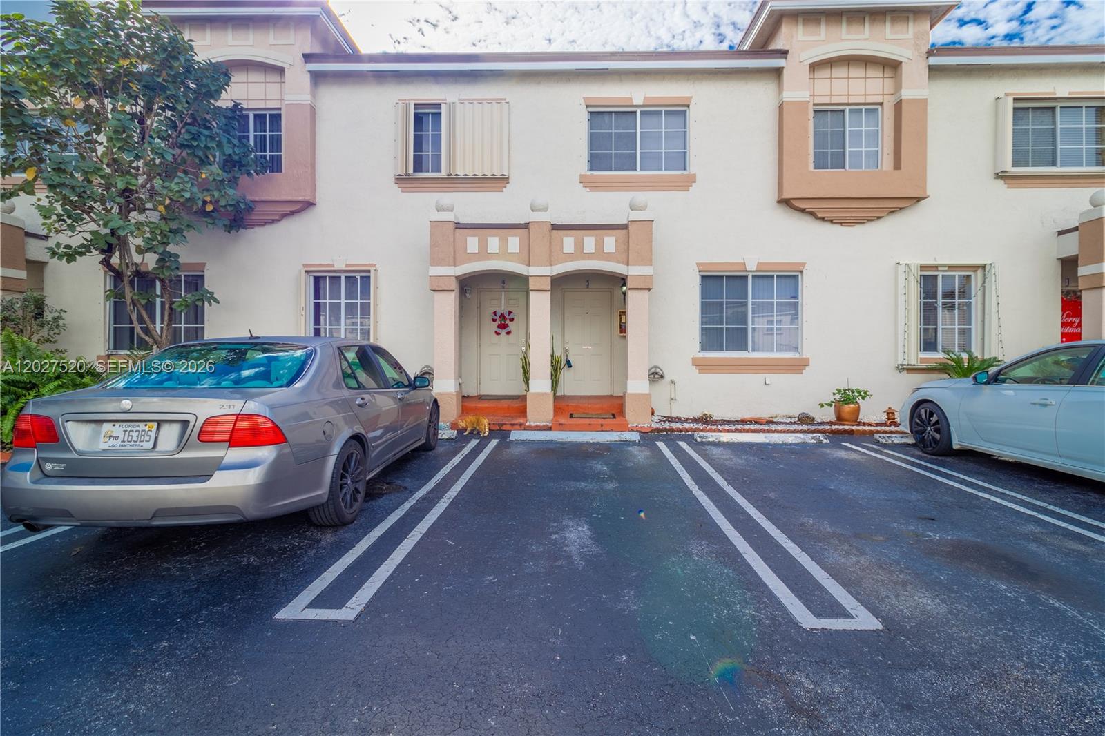 8360 NW 10th St # 3C