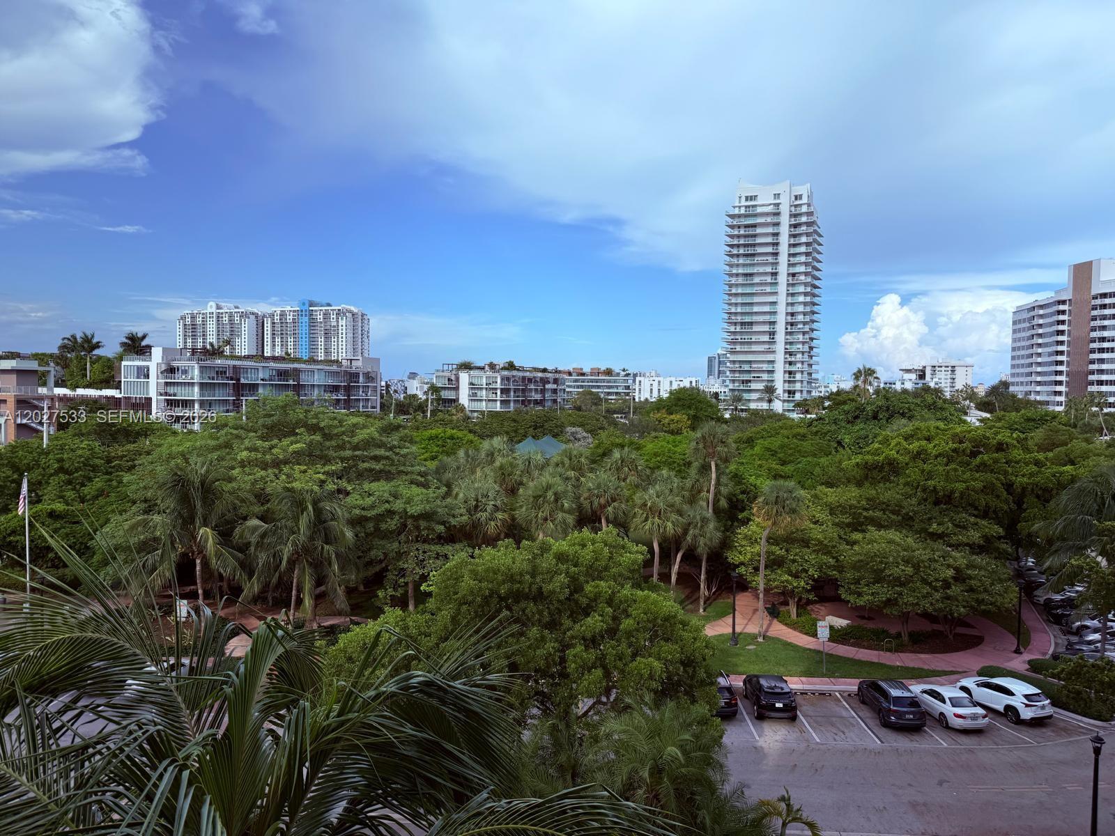 5 Island Ave # 5J