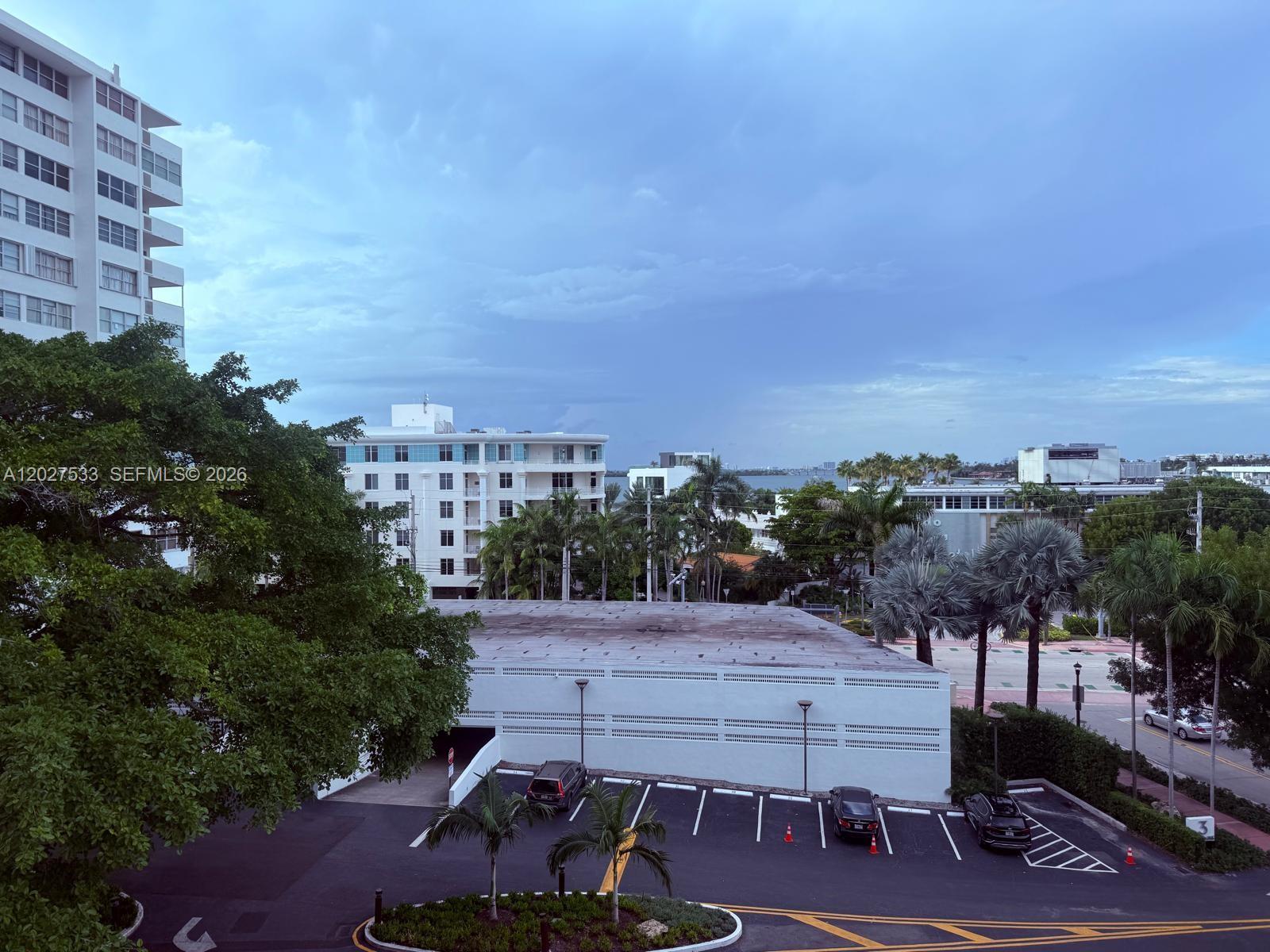 5 Island Ave # 5J