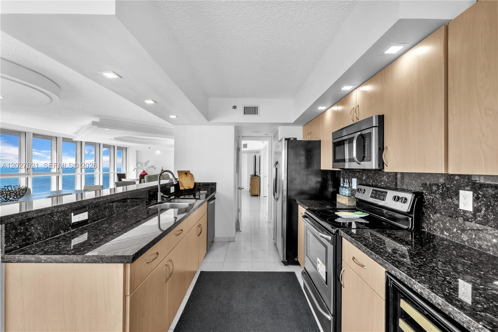 16485 Collins Ave # 1836