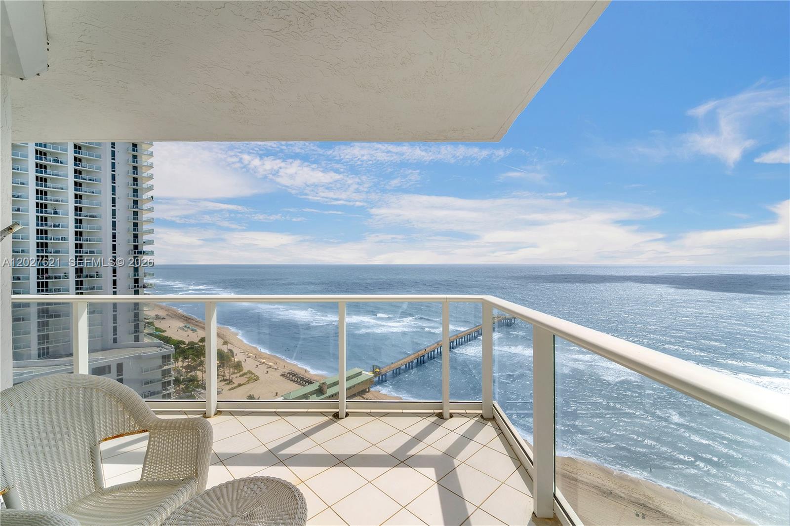 16485 Collins Ave # 1836