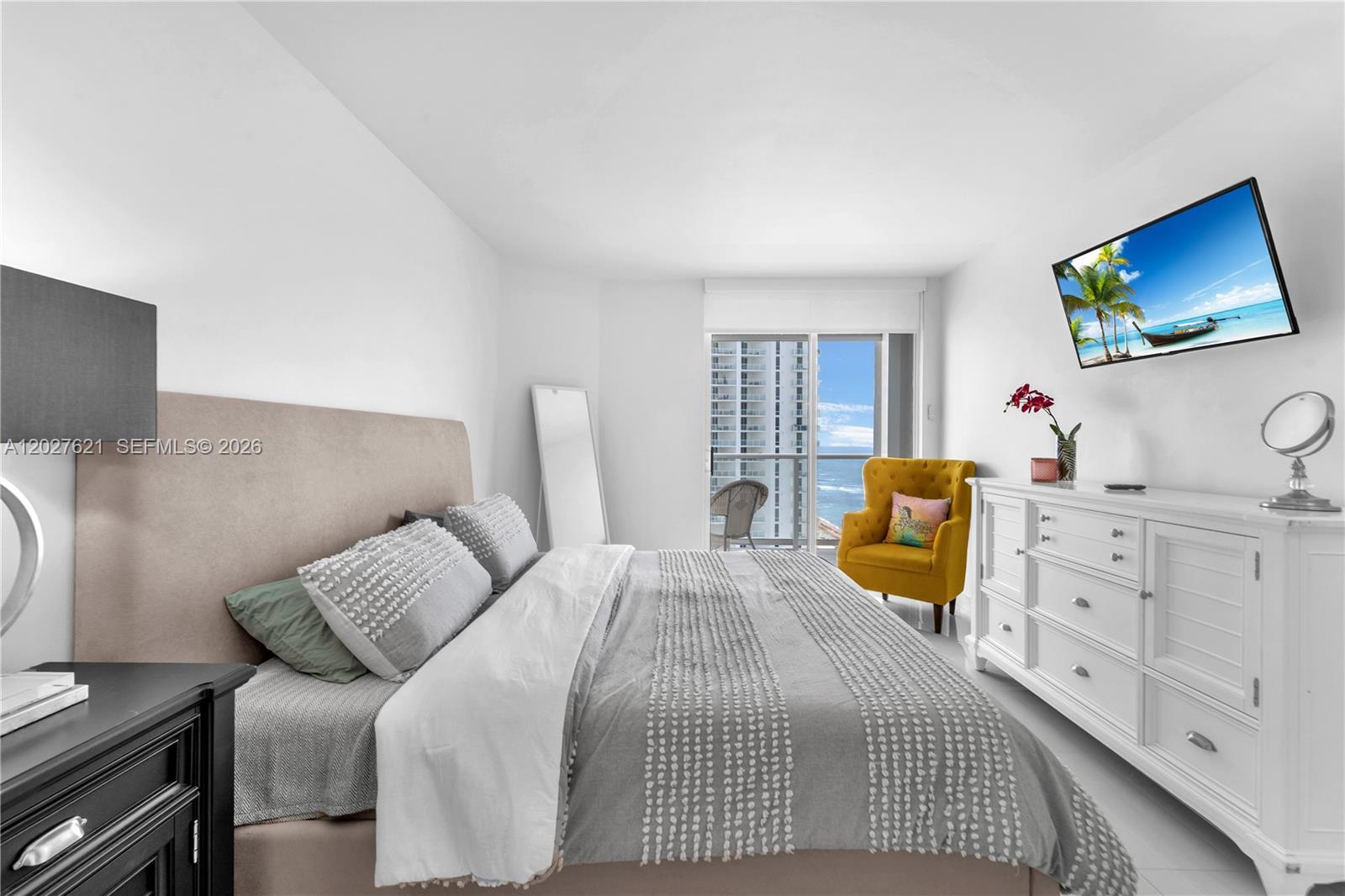 16485 Collins Ave # 1836
