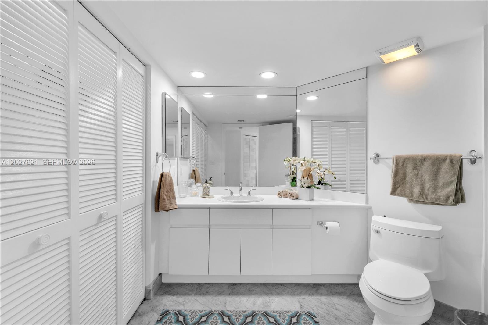 16485 Collins Ave # 1836