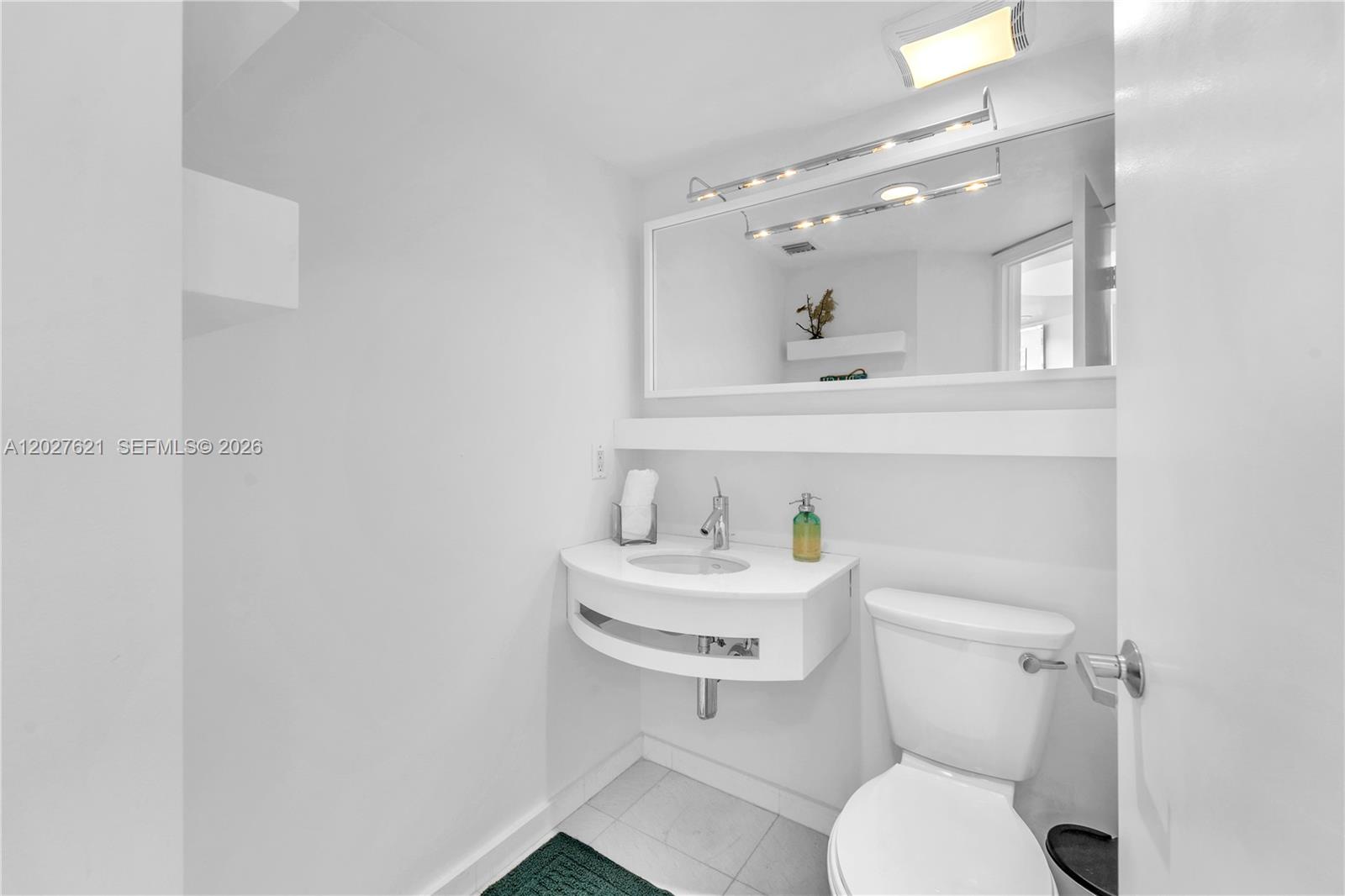 16485 Collins Ave # 1836