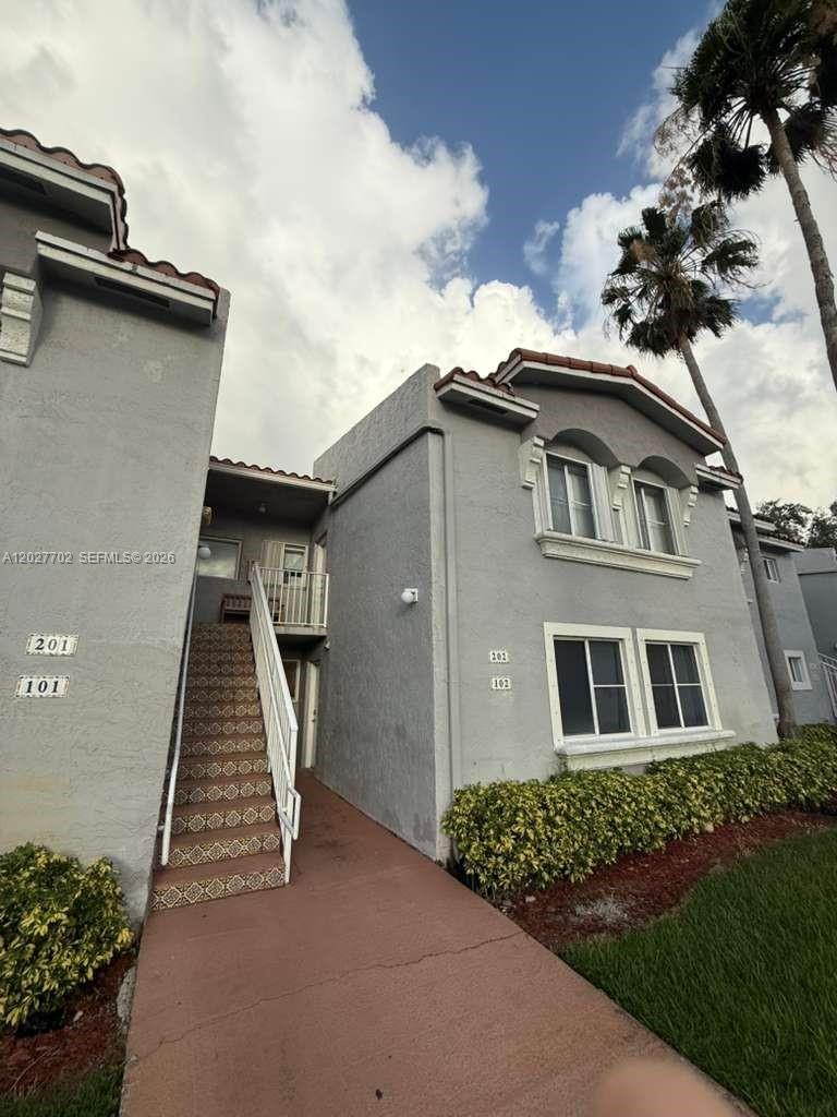 4704 NW 114th Ave # 1 Unit: 202-1