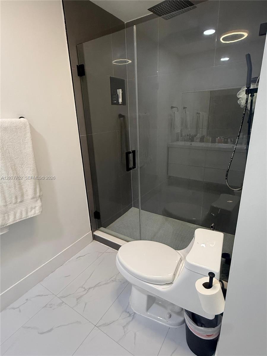 4704 NW 114th Ave # 1 Unit: 202-1
