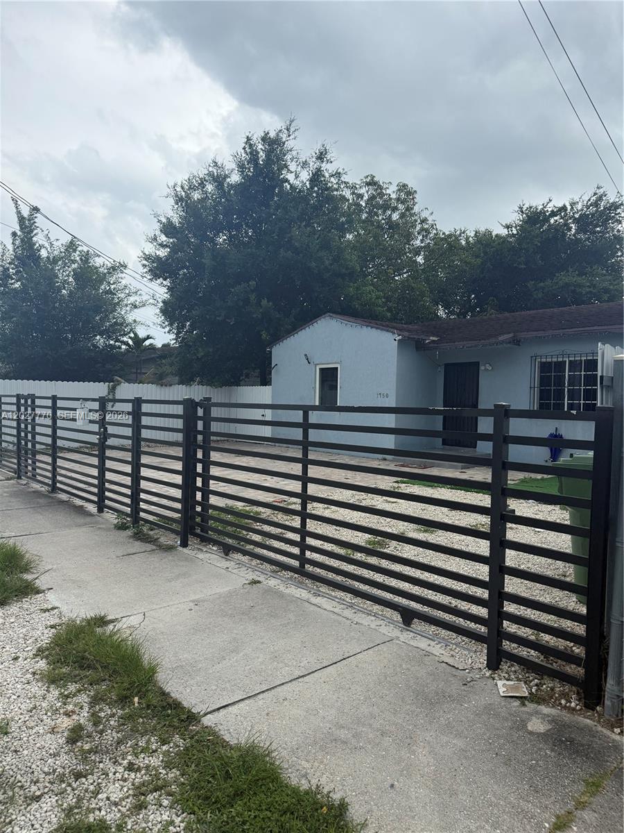 1750 NW 55th Ter