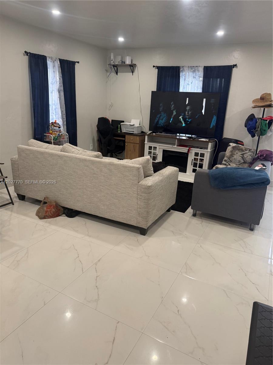 1750 NW 55th Ter