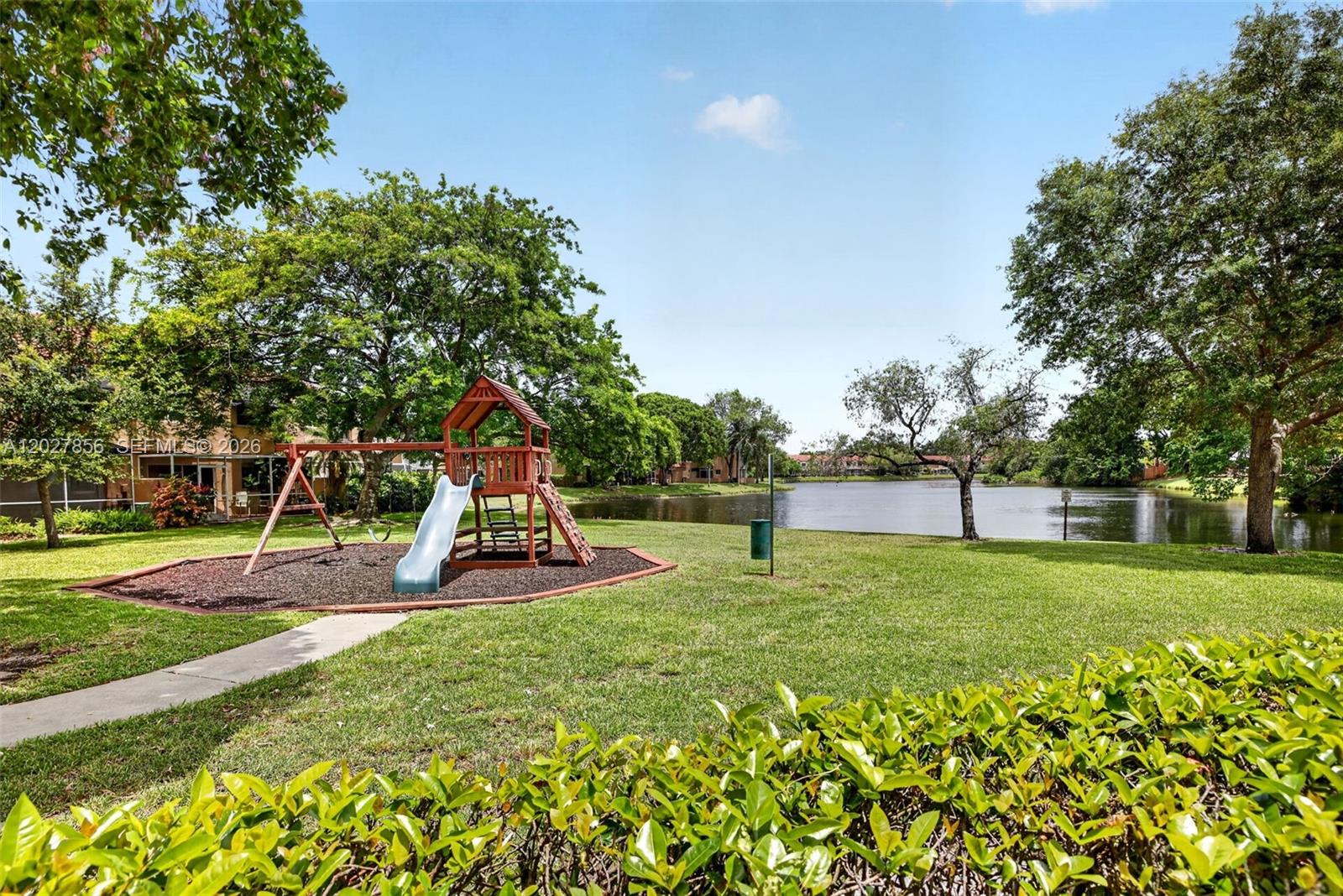 566 N University Dr