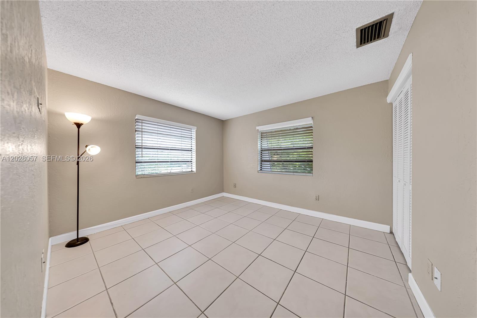 9751 Wayne Ave # 6