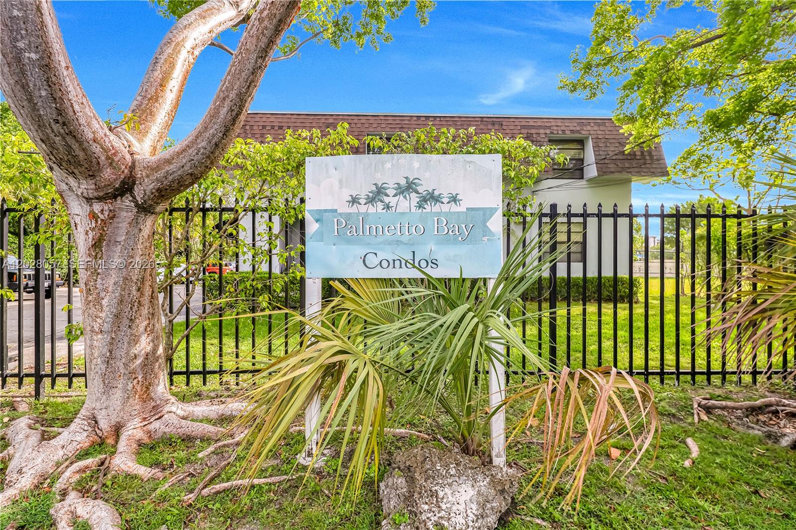 9751 Wayne Ave # 6