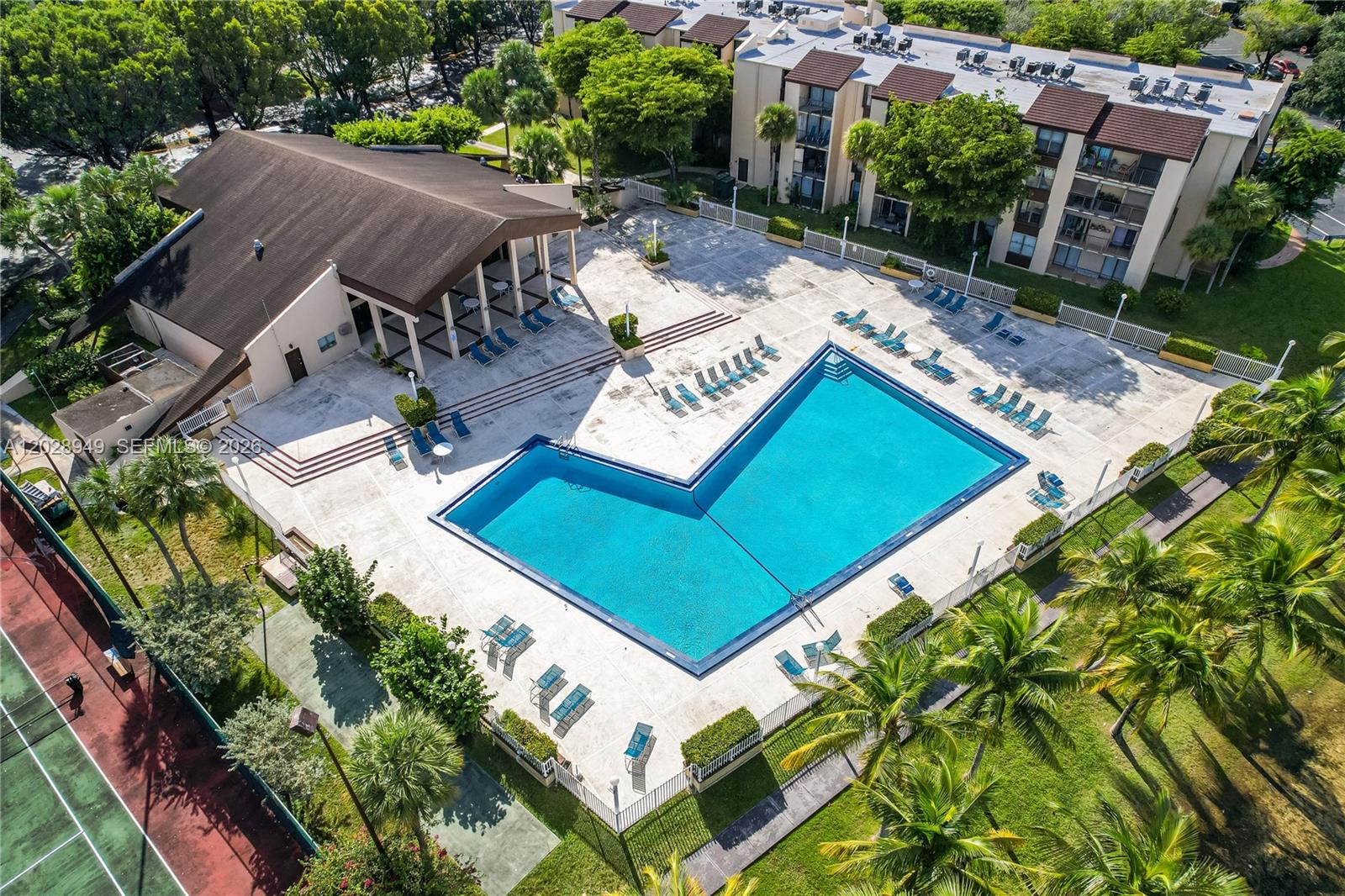 14501 N Kendall Dr # 212H