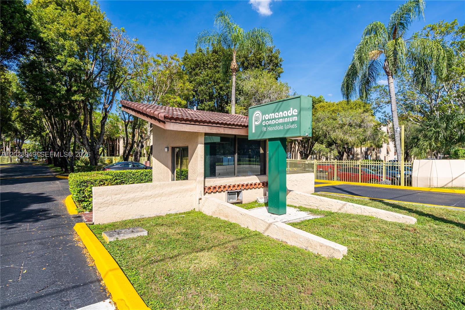14501 N Kendall Dr # 212H