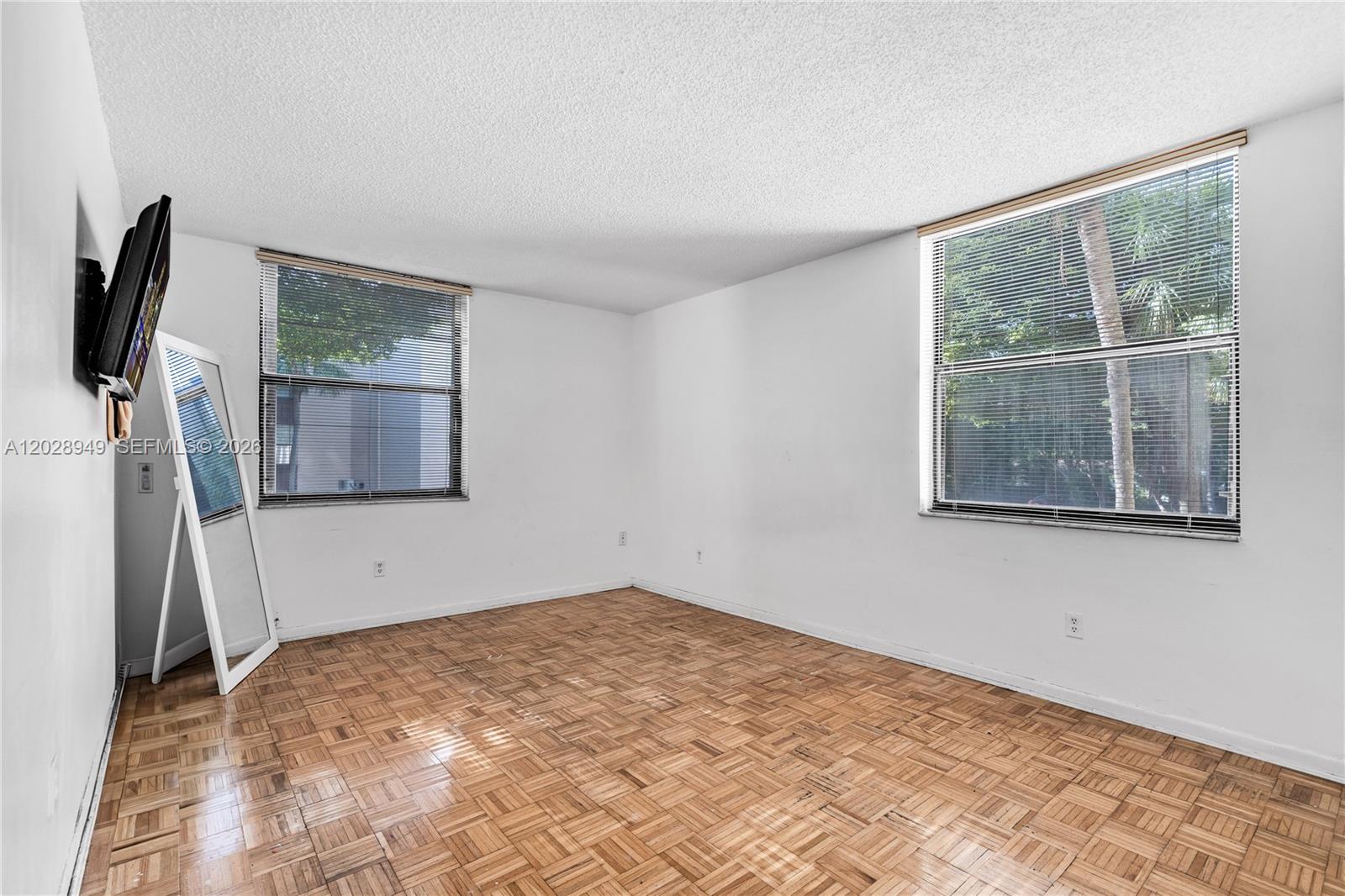 14501 N Kendall Dr # 212H