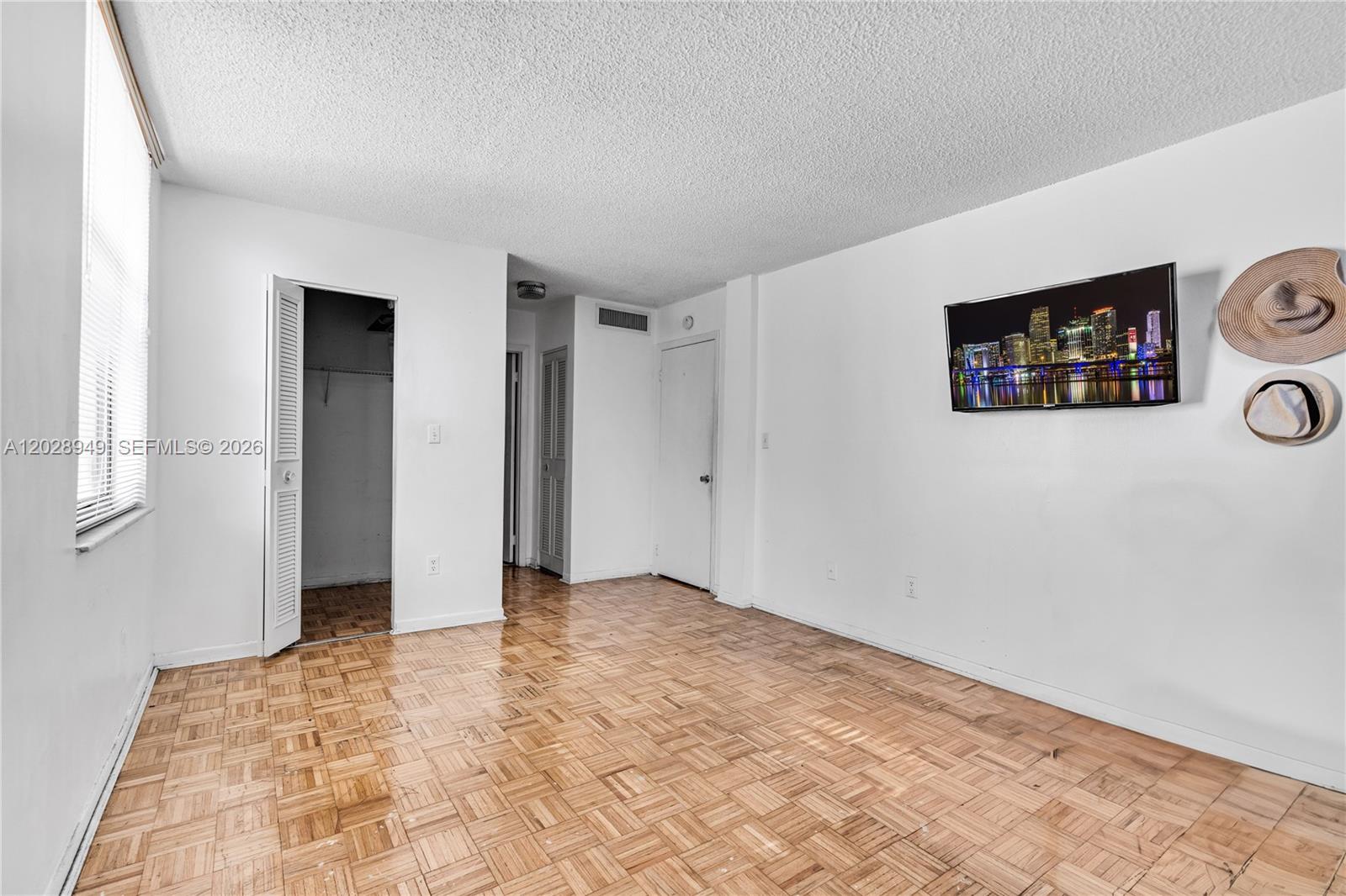14501 N Kendall Dr # 212H