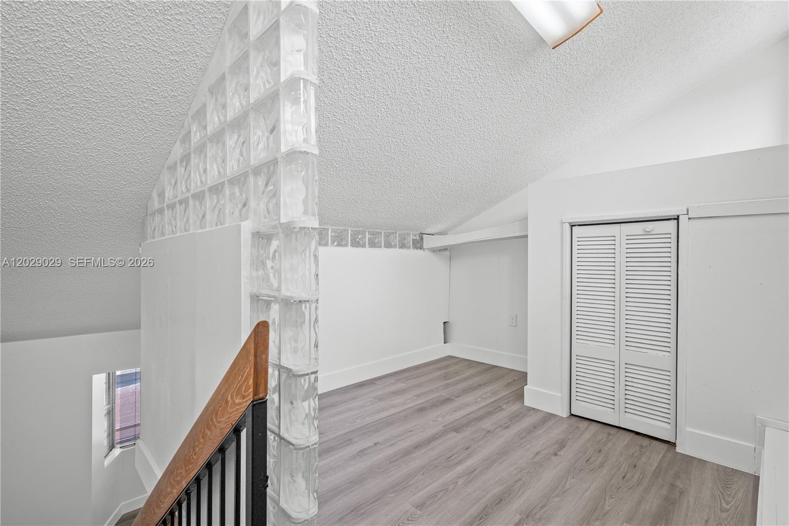 12035 SW 18th St # 48 Unit: 9-48