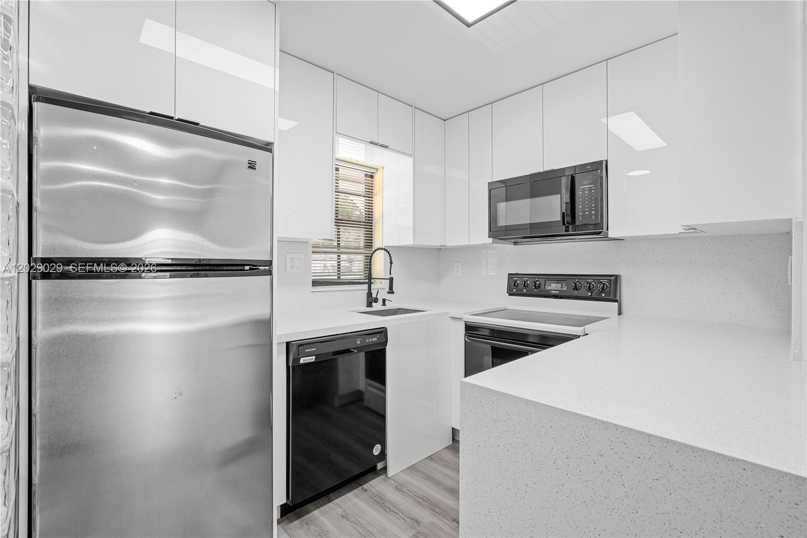 12035 SW 18th St # 48 Unit: 9-48