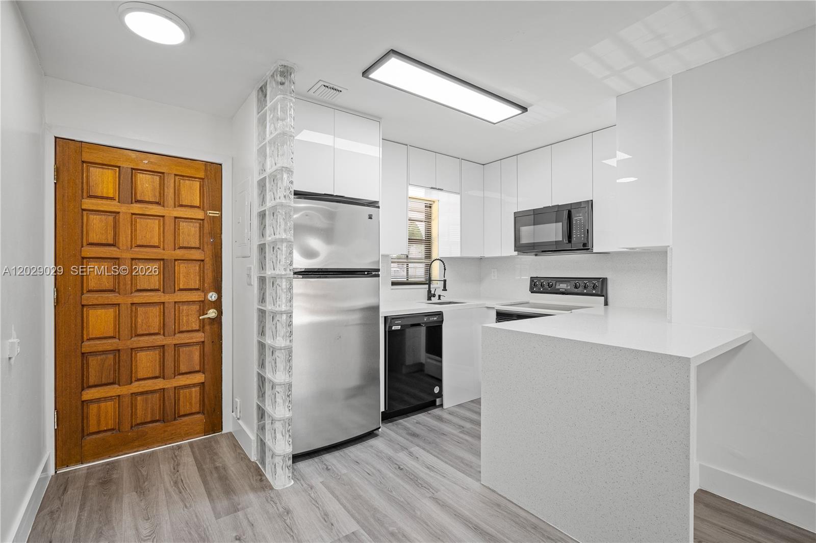 12035 SW 18th St # 48 Unit: 9-48