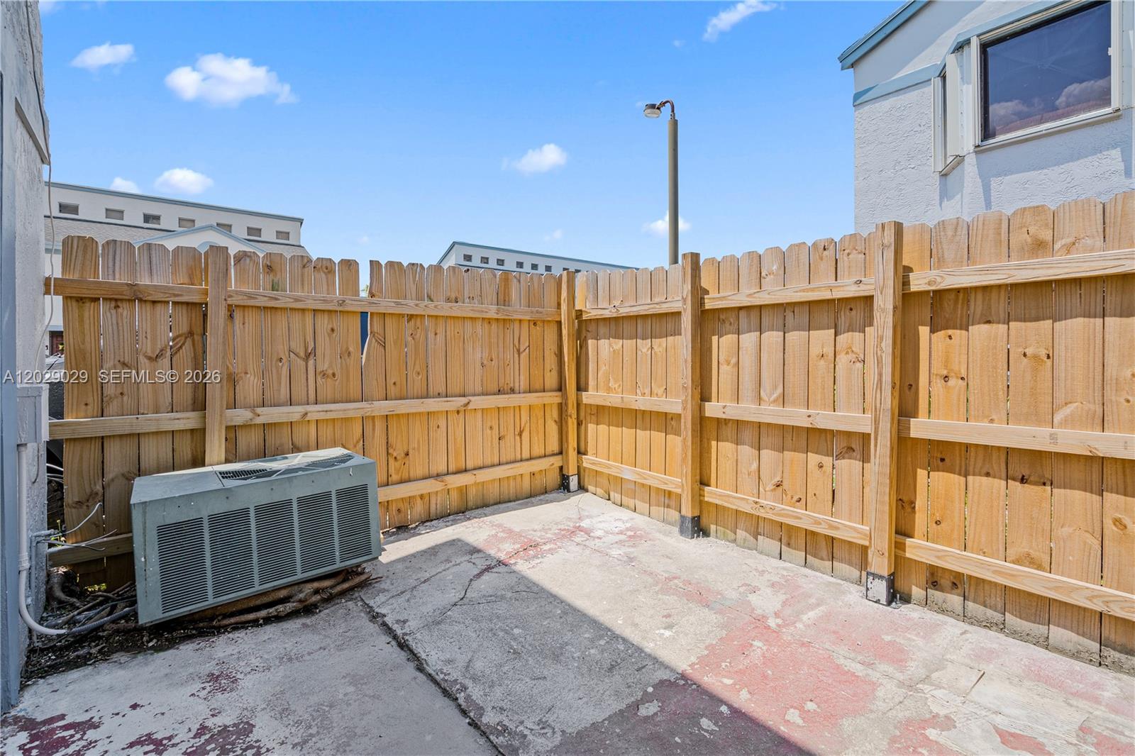 12035 SW 18th St # 48 Unit: 9-48
