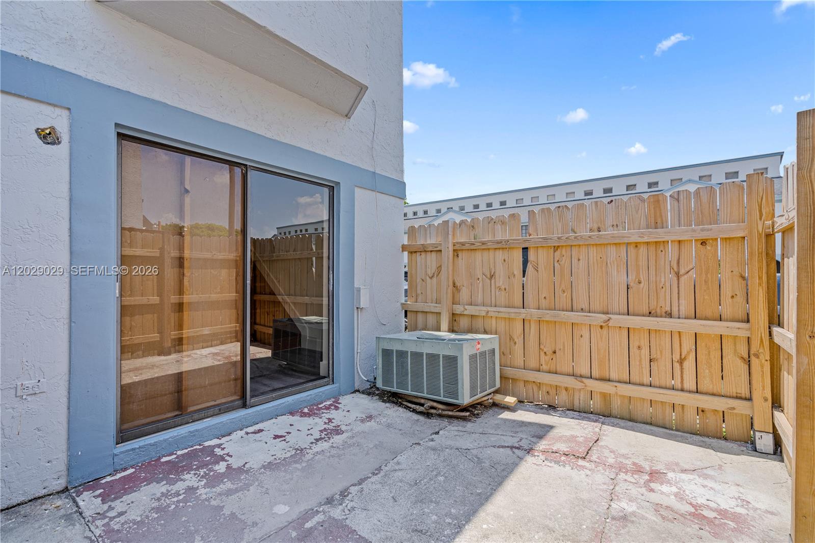 12035 SW 18th St # 48 Unit: 9-48