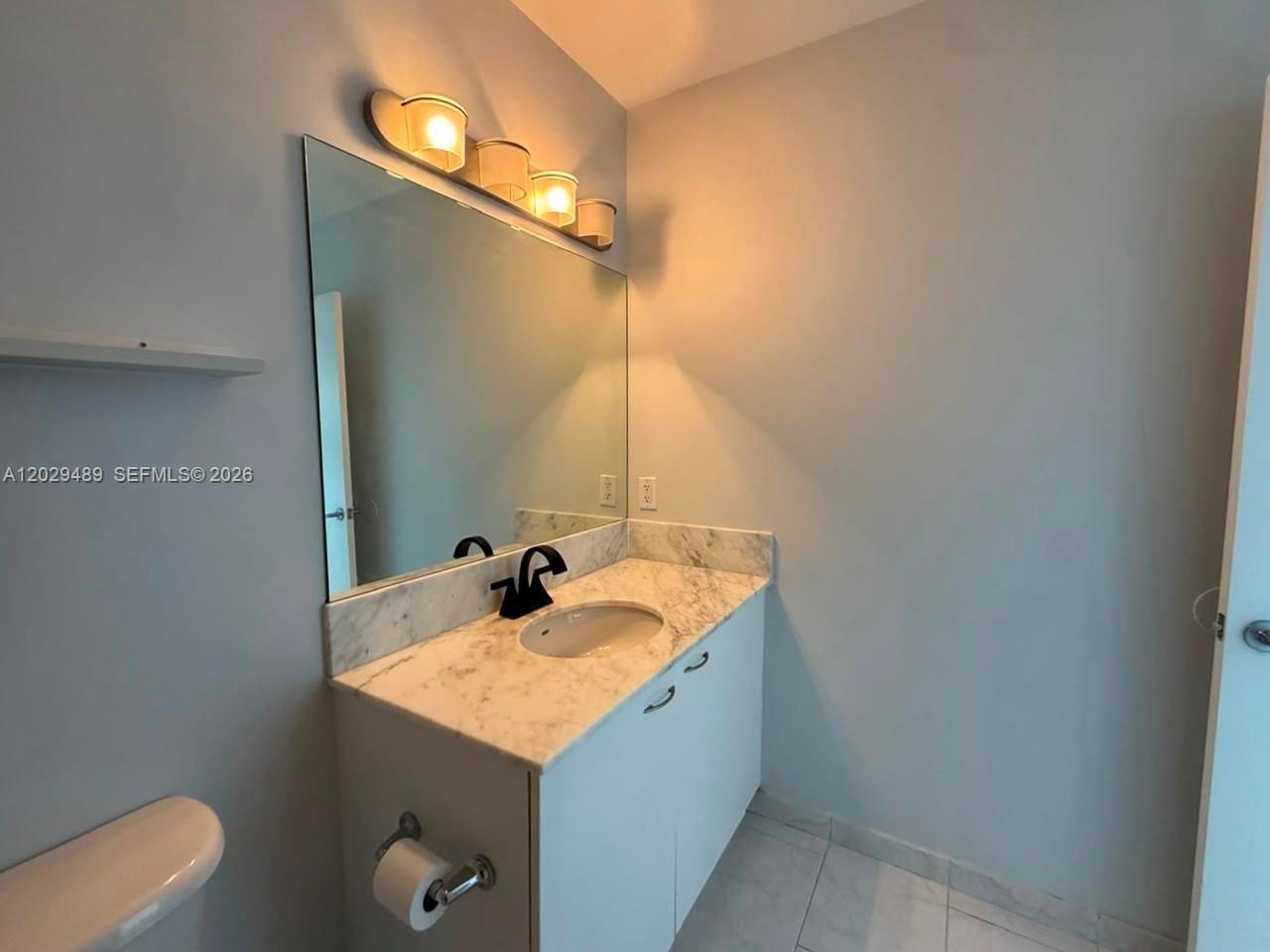 133 NE 2nd Ave # 1905