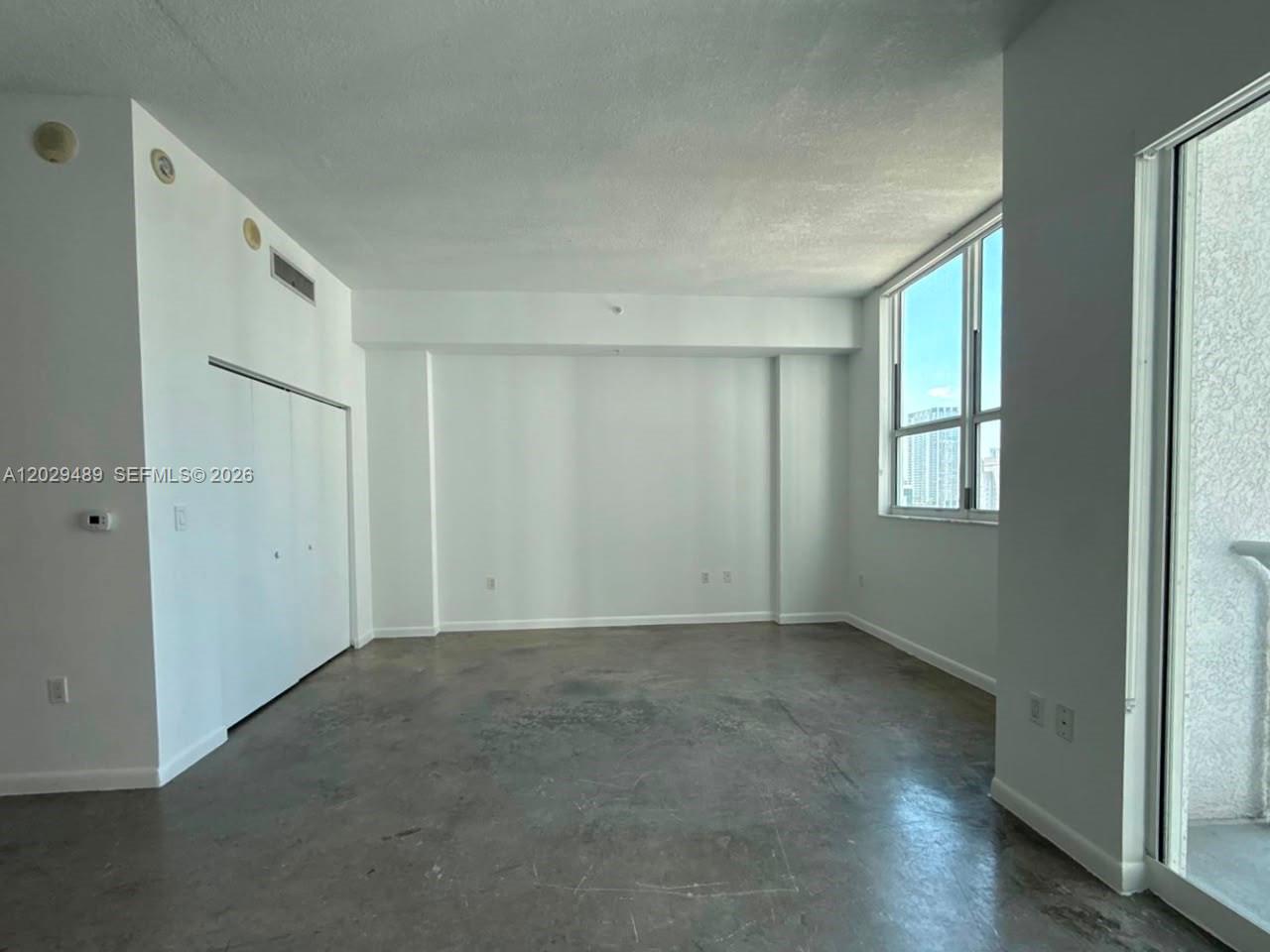 133 NE 2nd Ave # 1905