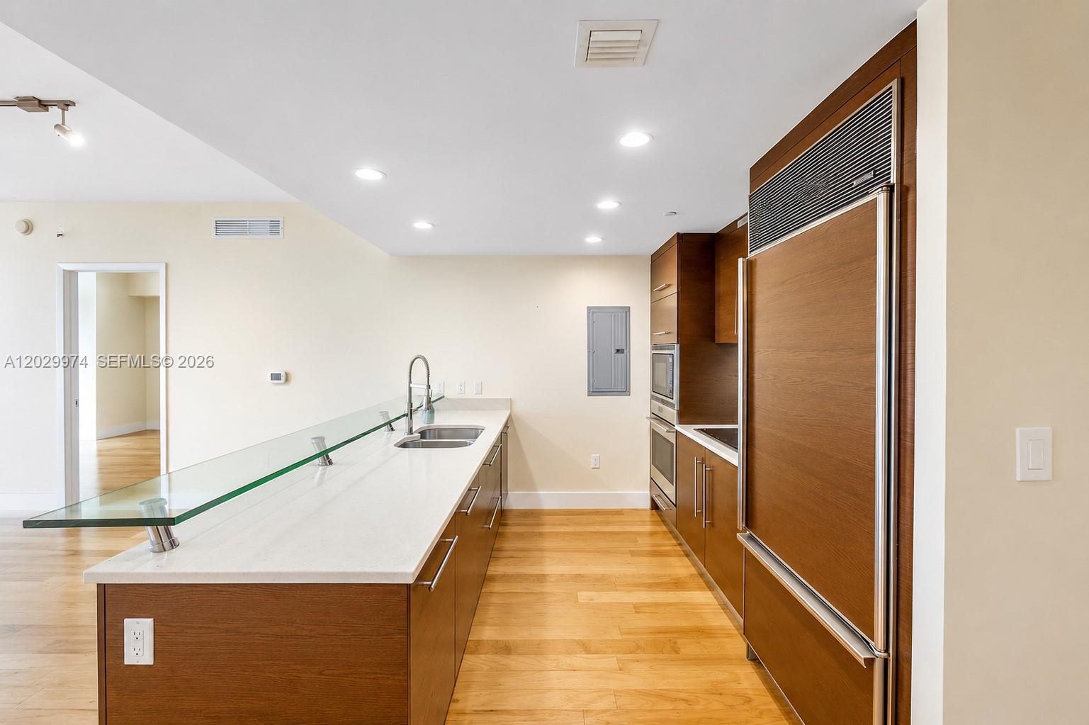 475 Brickell Ave # 2909