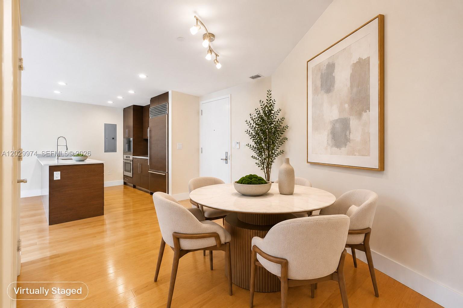475 Brickell Ave # 2909