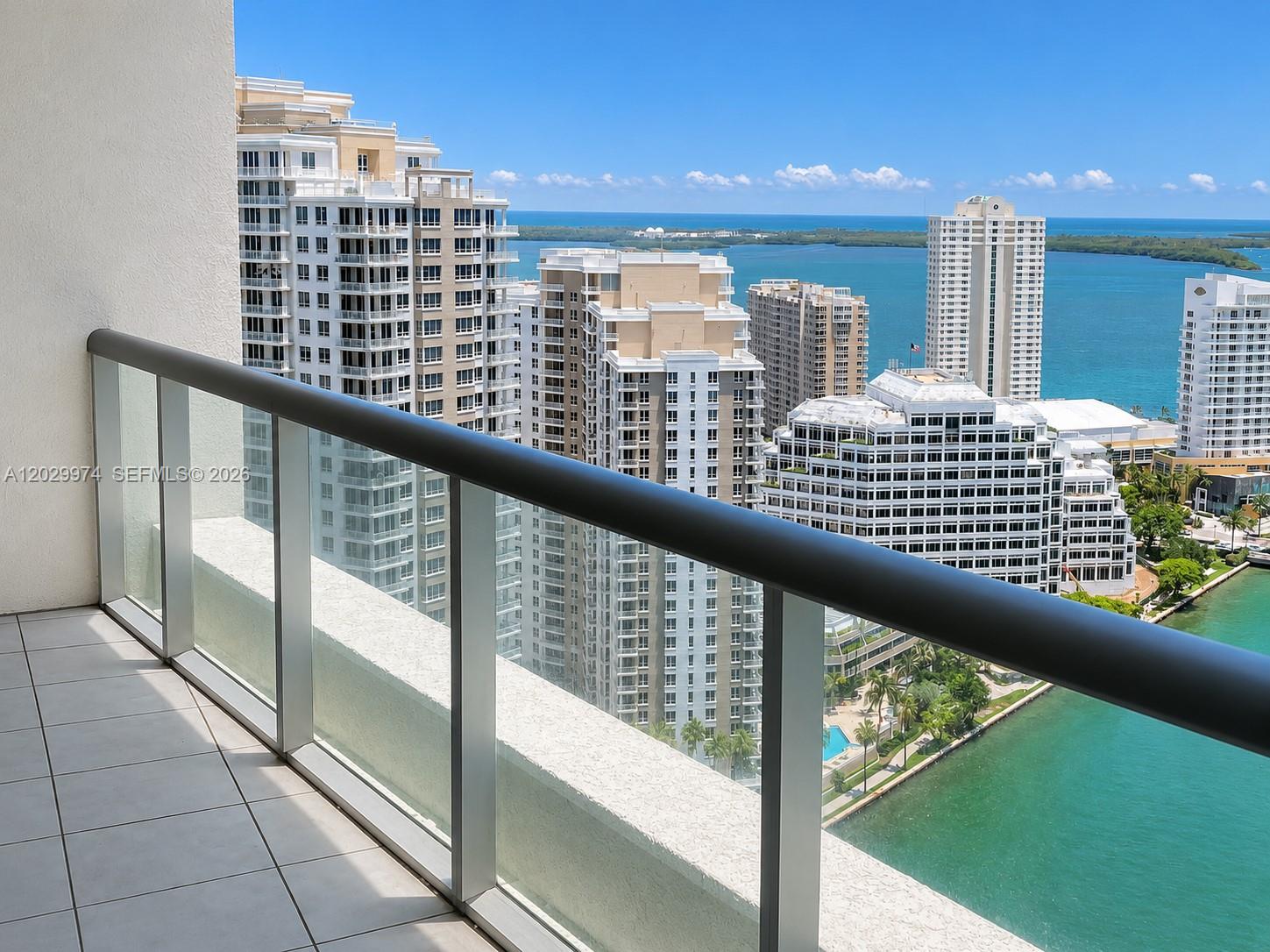 475 Brickell Ave # 2909