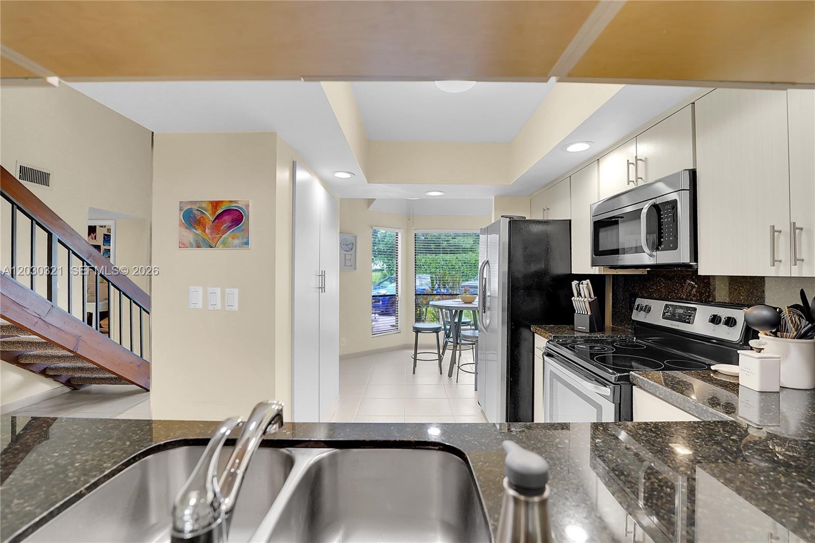 1400 NW 9th Ave # 18 Unit: C-18