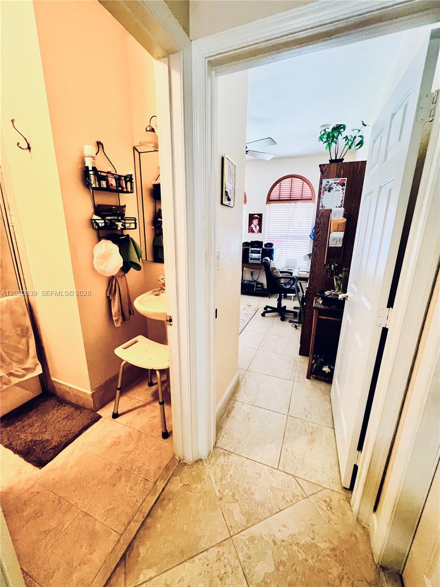 2499 SE 14th St