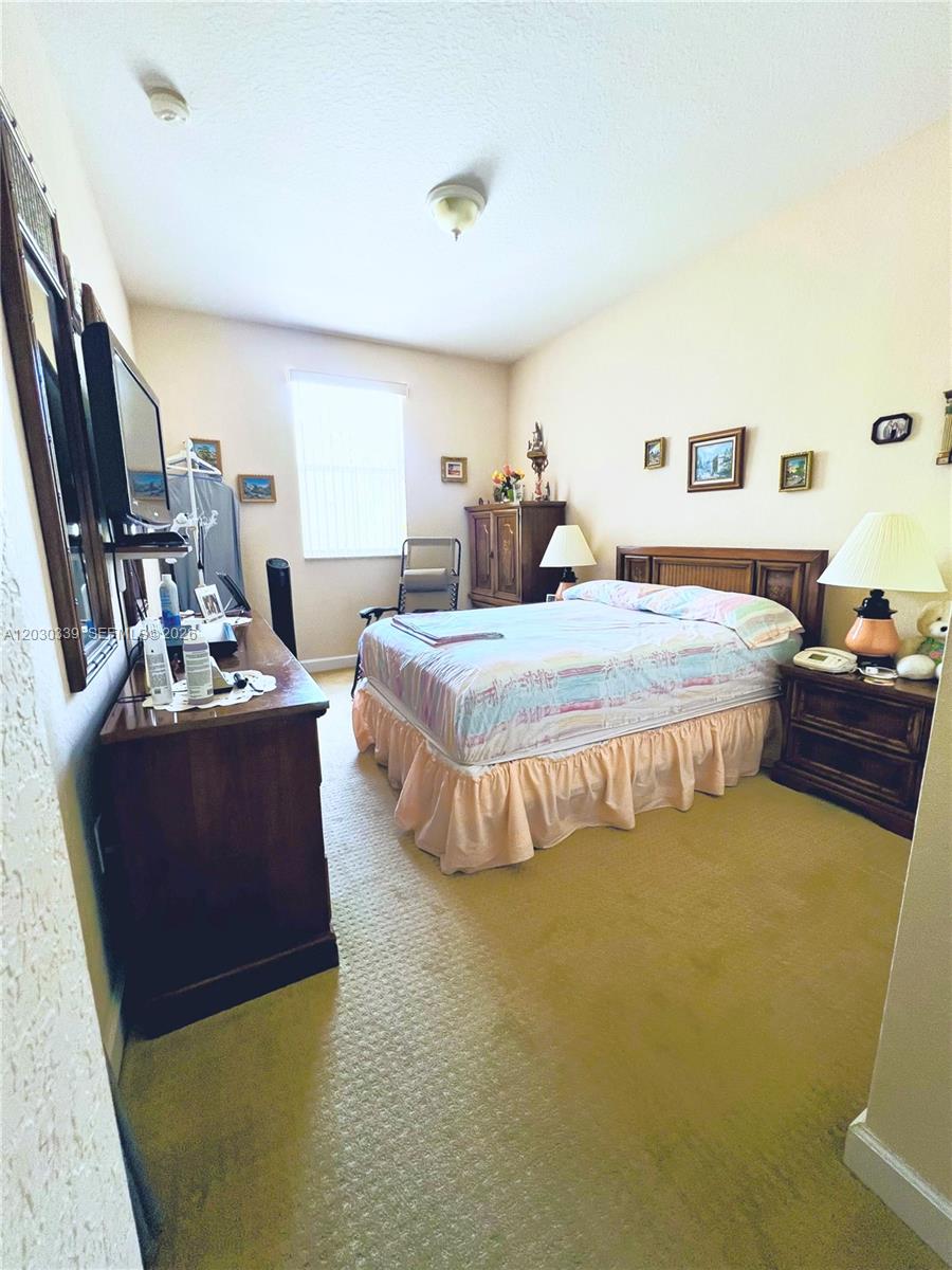 2499 SE 14th St