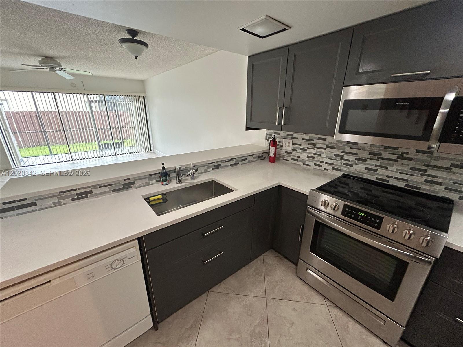 4401 SW 70th Ter # 4401