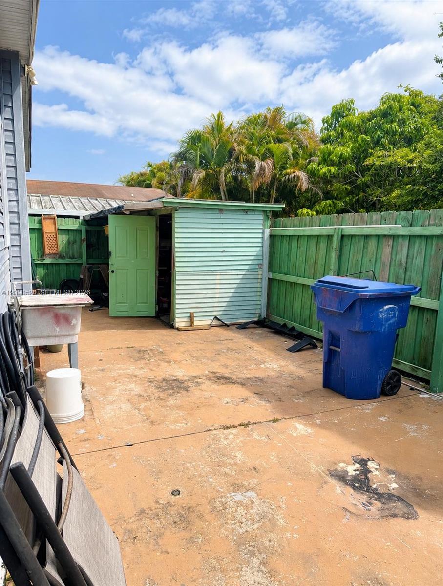 20413 SW 55 Court